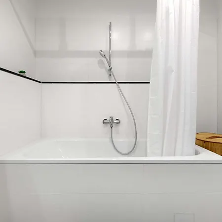 Appartement In 20-30 Minuten Im Zentrum Berlijn