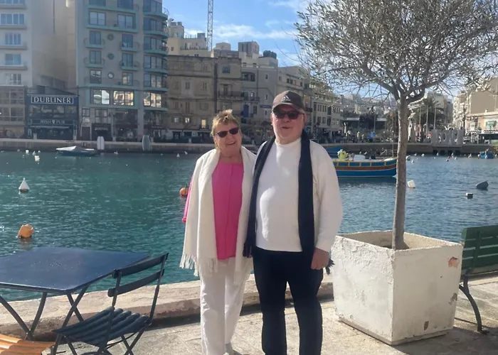 In 20-30 Minuten Im Zentrum * برلين